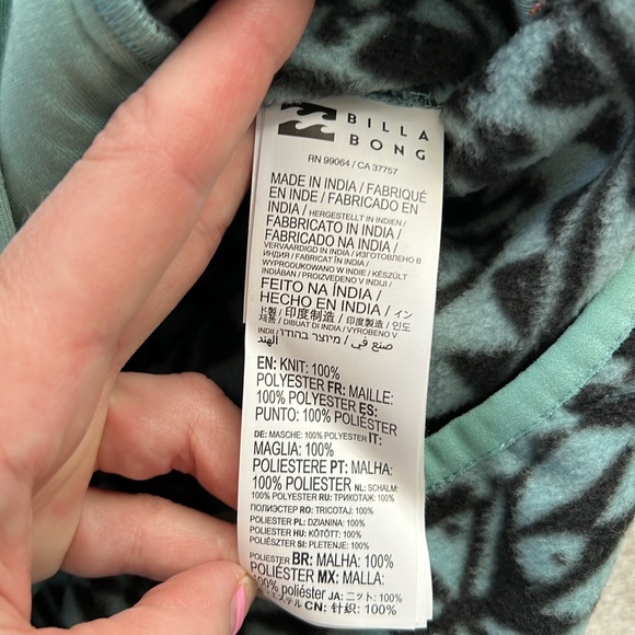 Billabong full zip fleece. NWOT. Size M - Picture 6 of 6